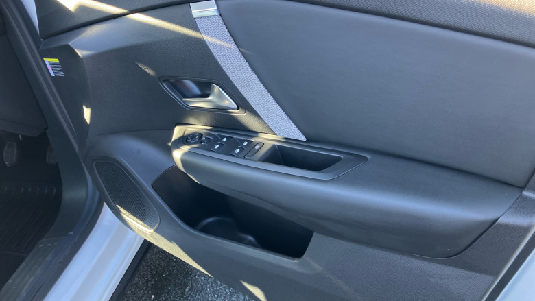 Citroen C4 1.2 PureTech [130] Shine 5dr Petrol Hatchback